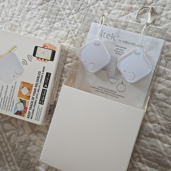 Bluetooth Anti-theft Tags Tiles - Picture 3 of 3